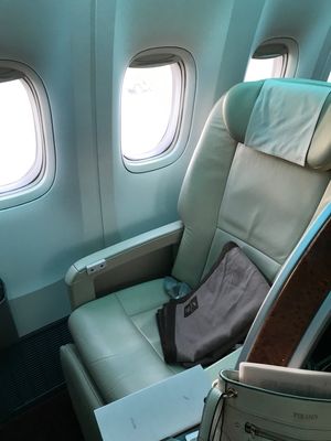 CTSからHNDへ。
初めてJAL国内線のファーストクラスを利用。
当日空...