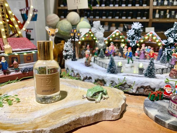 大韓民国 (韓国)・ソウル「一人旅🇰🇷」の写真：自分好みの香水つくれる幸せ空間❣️