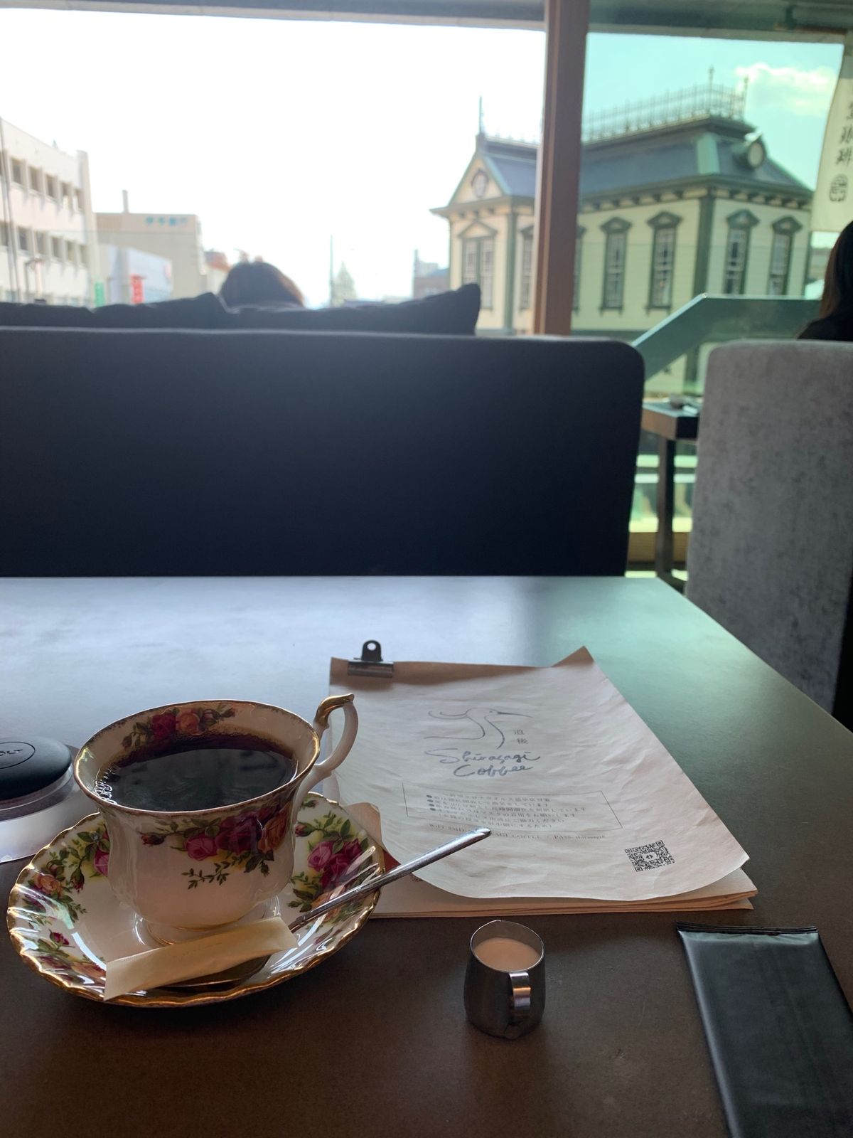 オシャレなカフェや、ナイスビューなカフェがたくさん。

オシャレなスタバ良...