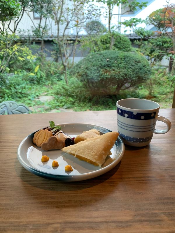 日本・道後温泉「2020年道後温泉旅行」の写真：ランチ〜ブランチ的に食べたもの。

1日...
