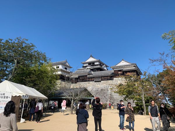 日本・道後温泉「2020年道後温泉旅行」の写真：松山城！

ロープウェイで山上に行くと、...