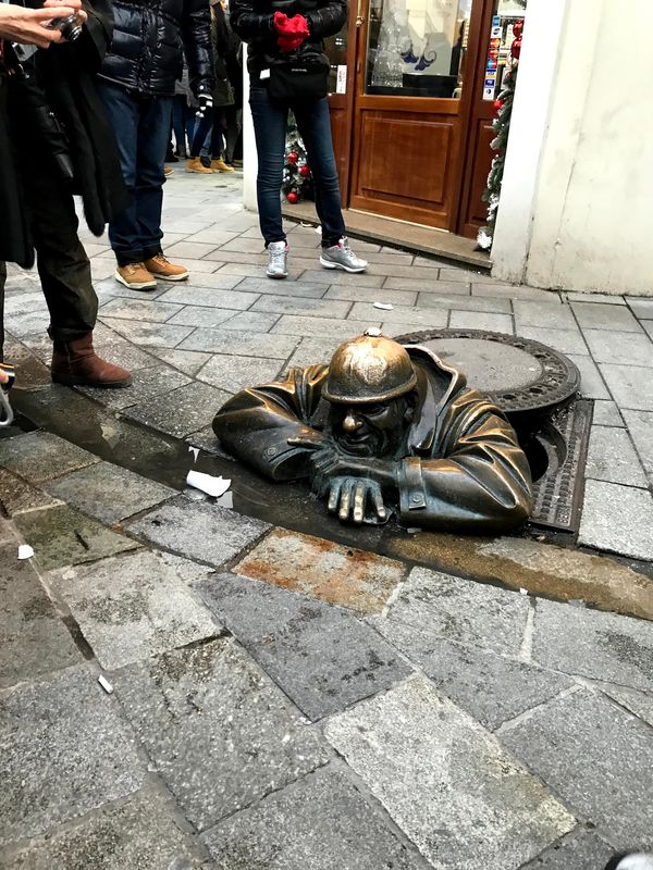 オランダ・アムステルダム「中央ヨーロッパ」の写真：このマンホールはおもろかったで😁