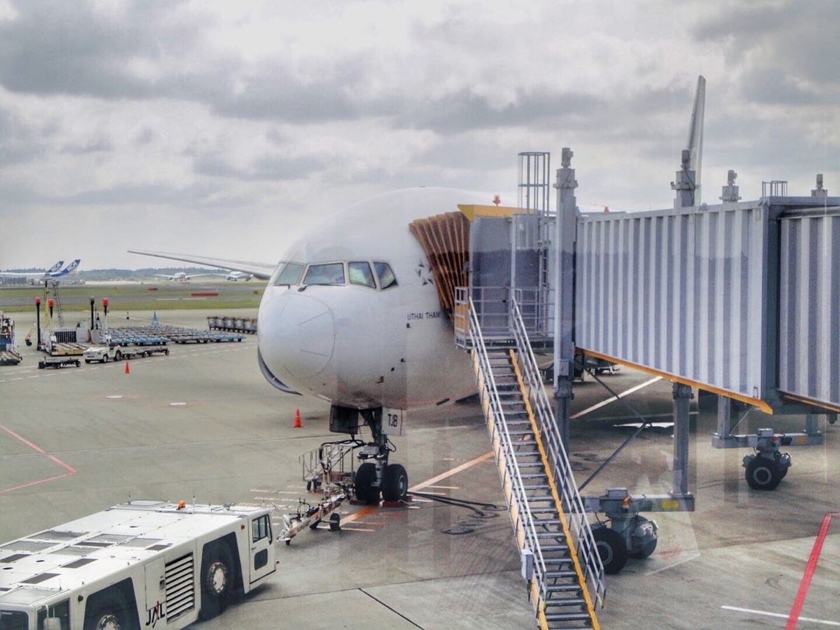 28th Sep. 2011 pic📷
この日は移動日*°
バンコクで乗り...