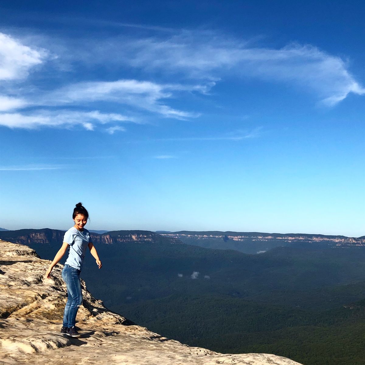 1: ブルーマウンテンのツアー最初の景色いい場所
2: ボランティア終わっ...