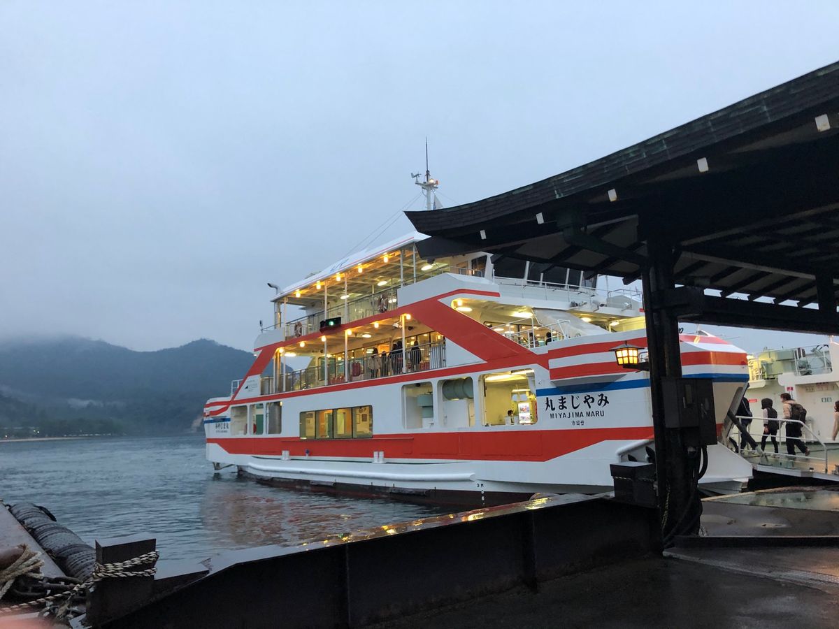 もみじ饅頭の種類の多さ( Ꙭ)!!
揚げもみじ美味しい⤴︎広島レモンのハイ...