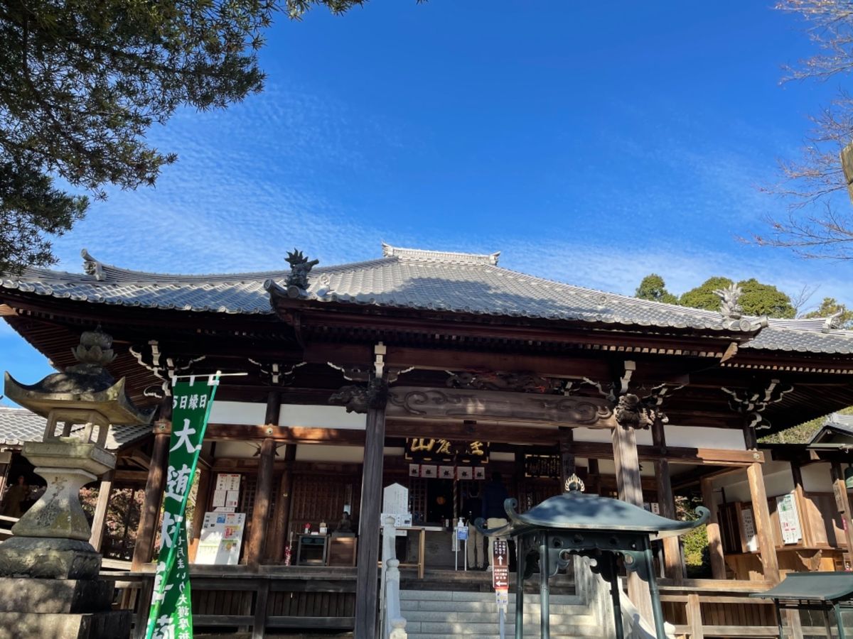 犬山の紅葉の名所寂光院へ。