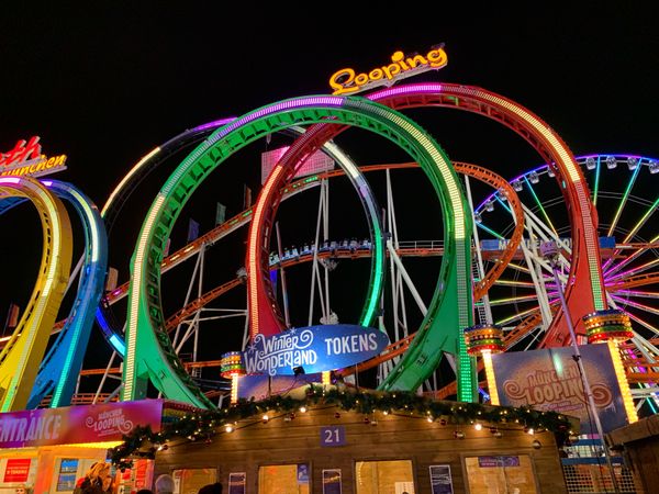 イギリス(英国)・ロンドン「ロンドン」の写真：winter wonder land🎠🧡