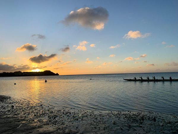 グアム「グアム」の写真：matapangbeach🌴
カヌーの練...