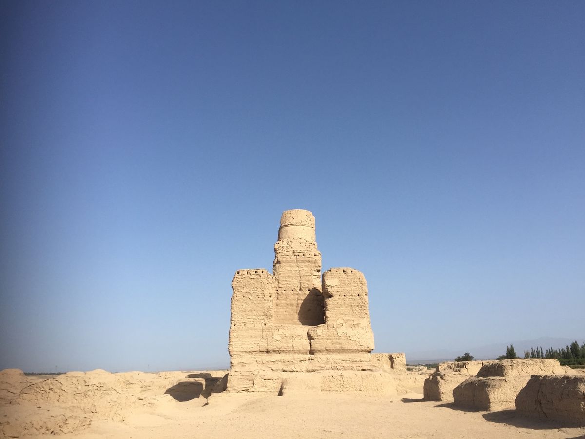 1ヶ月間で中国からイタリアまでのシルクロード 旅をしました。世界一内陸にあ...