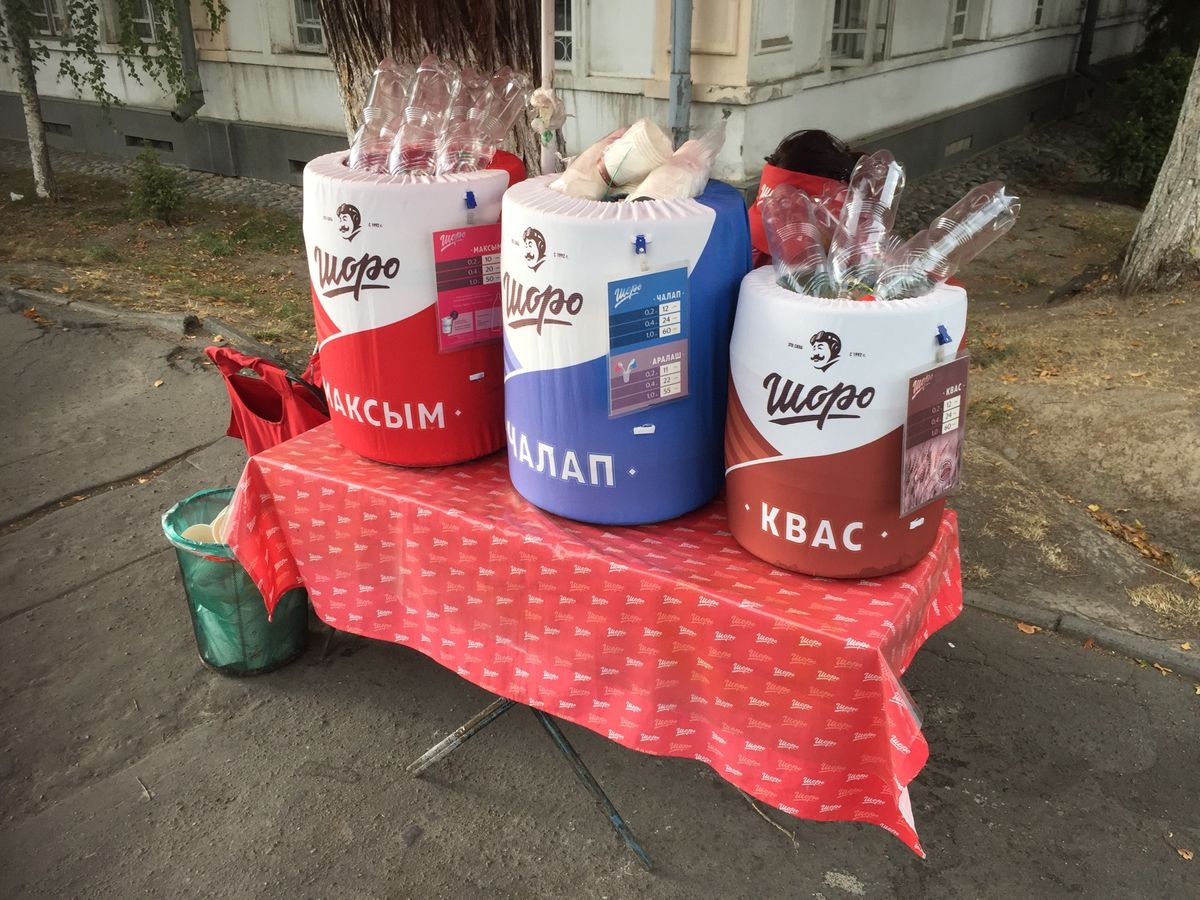 ソ連時代の雰囲気も残っていて、ショッピングストリートは賑わっていましたが、...