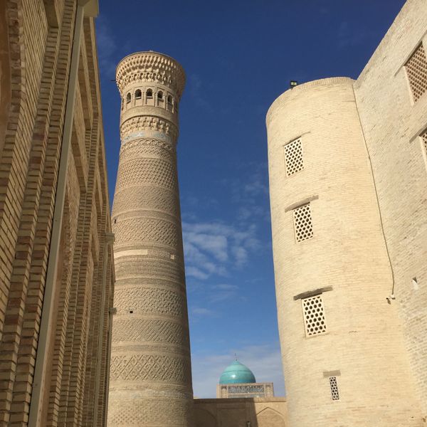 ウズベキスタン・ブハラ「ウズベキスタン ブハラ 」の写真：タシケントやサマルカンドよりもさらに落ち...