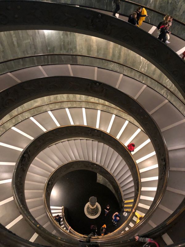 聖庁 (バチカン市国)・バチカン市国「天気 : 雨　Vatican🇻🇦」の写真