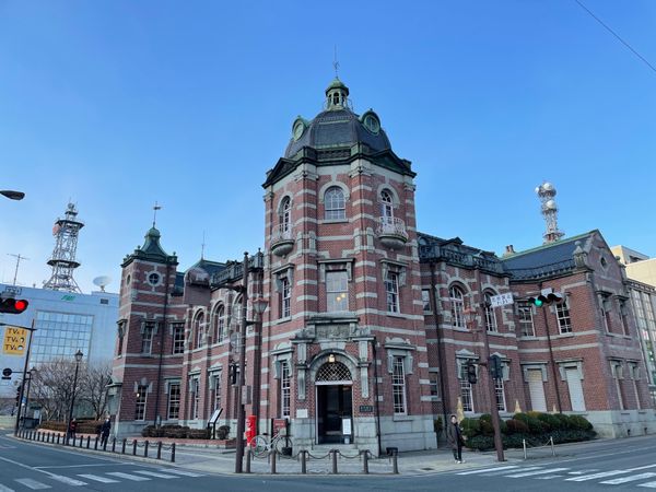 日本・秋田「きりたんぽ食べたい！」の写真：盛岡市内観光
#でんでんむし#岩手銀行赤...