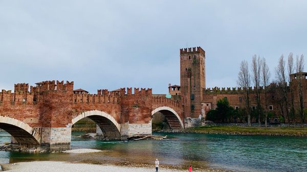 イタリア・ローマ「Italy🇮🇹job⚑⁎∗」の写真：26th Feb. 2020 pic📷
...