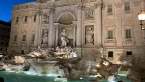 29th Feb. 2020 pic📷

Fontana di Trevi...