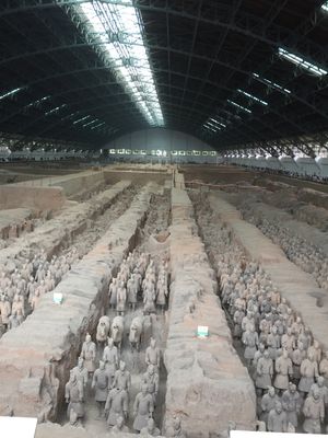 西安
兵馬俑、秦の始皇帝陵