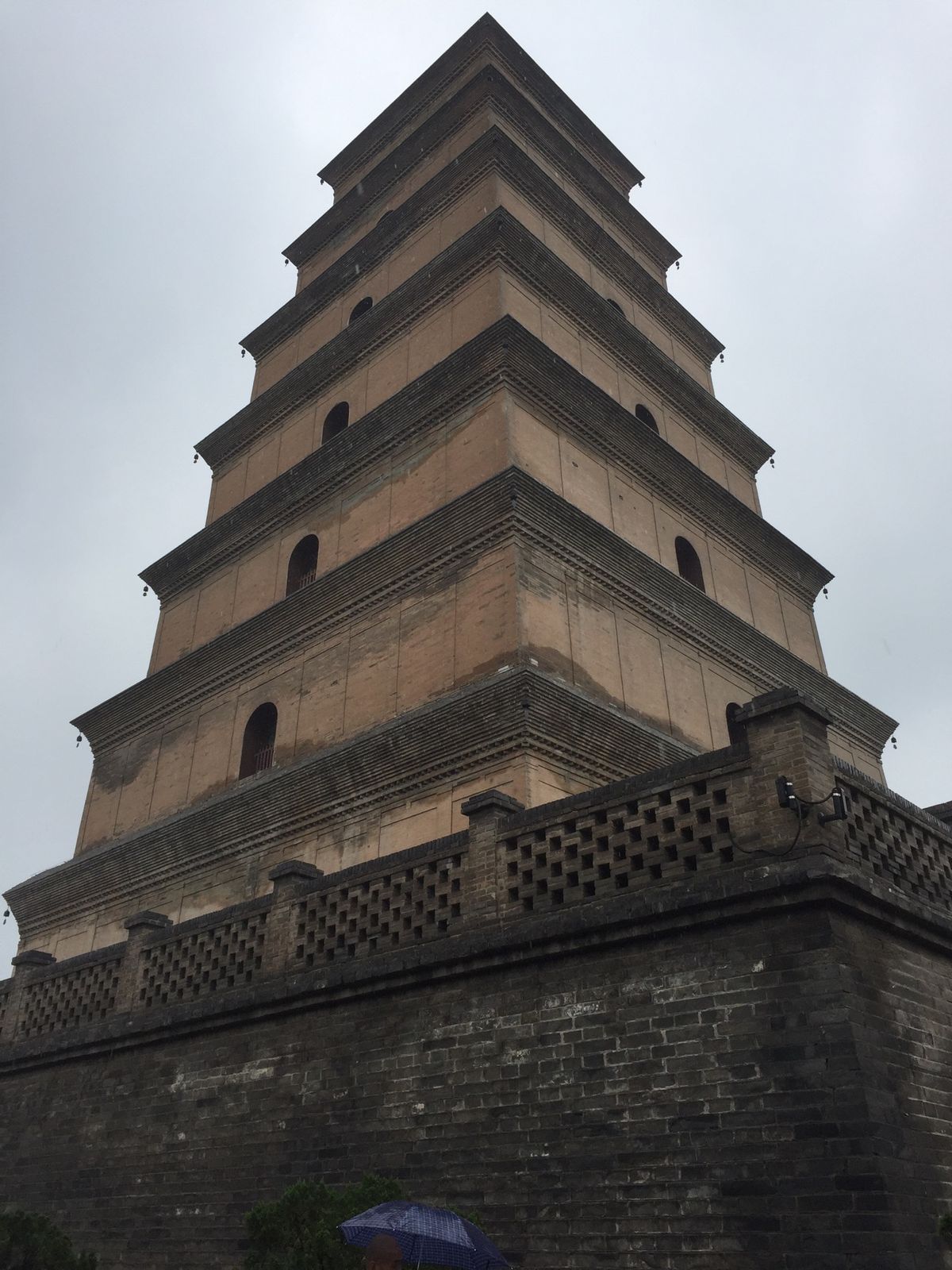 西安
1. 清真大寺（モスク）の省心楼
2. 玄奘が持ち帰った経典を納めた...