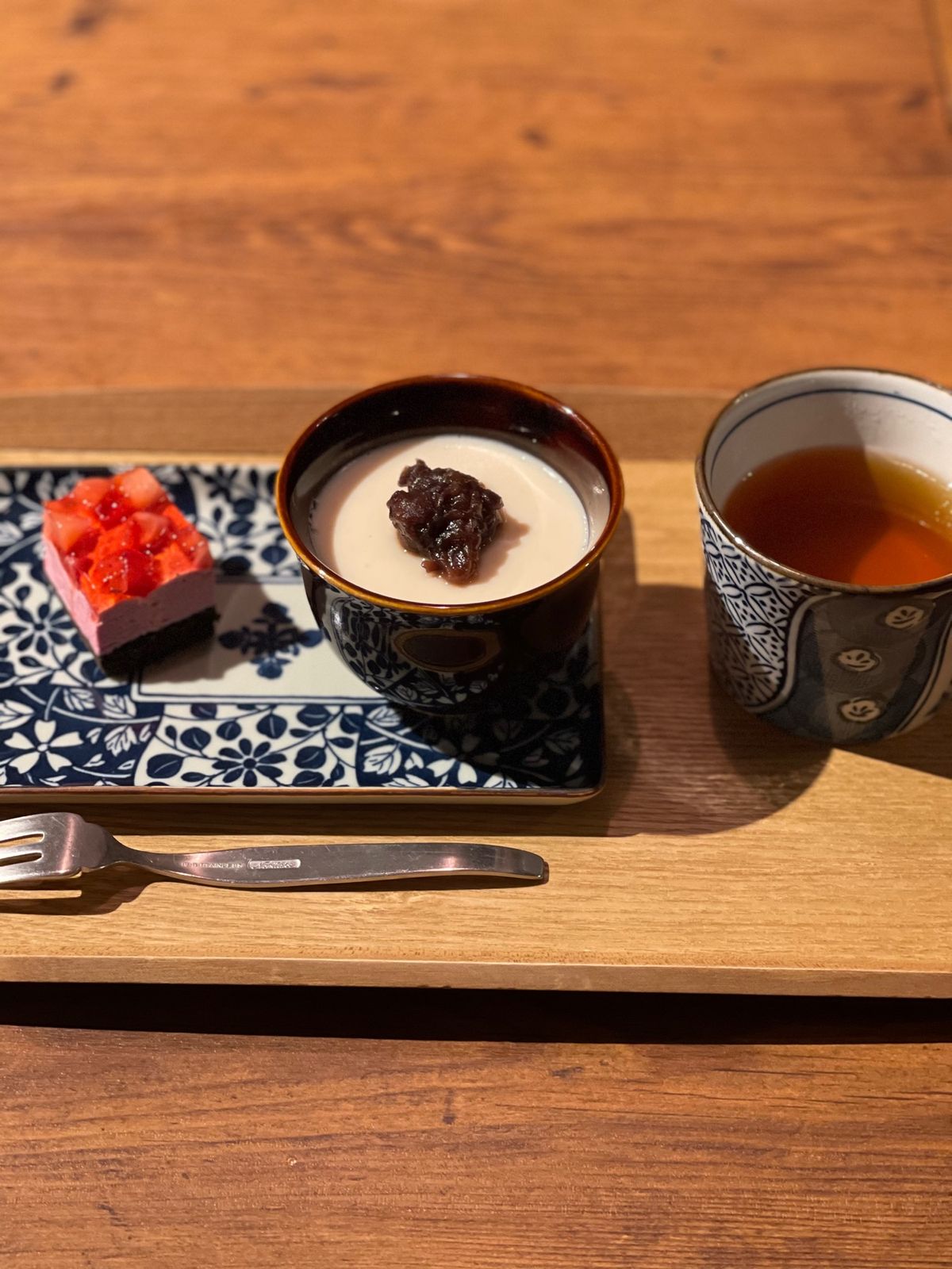 夜ご飯
昨晩とはまた違う和食
ごちそうさまでした