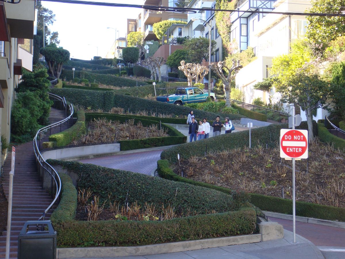 @Lombard Street
この年も観光の定番、Lombard str...