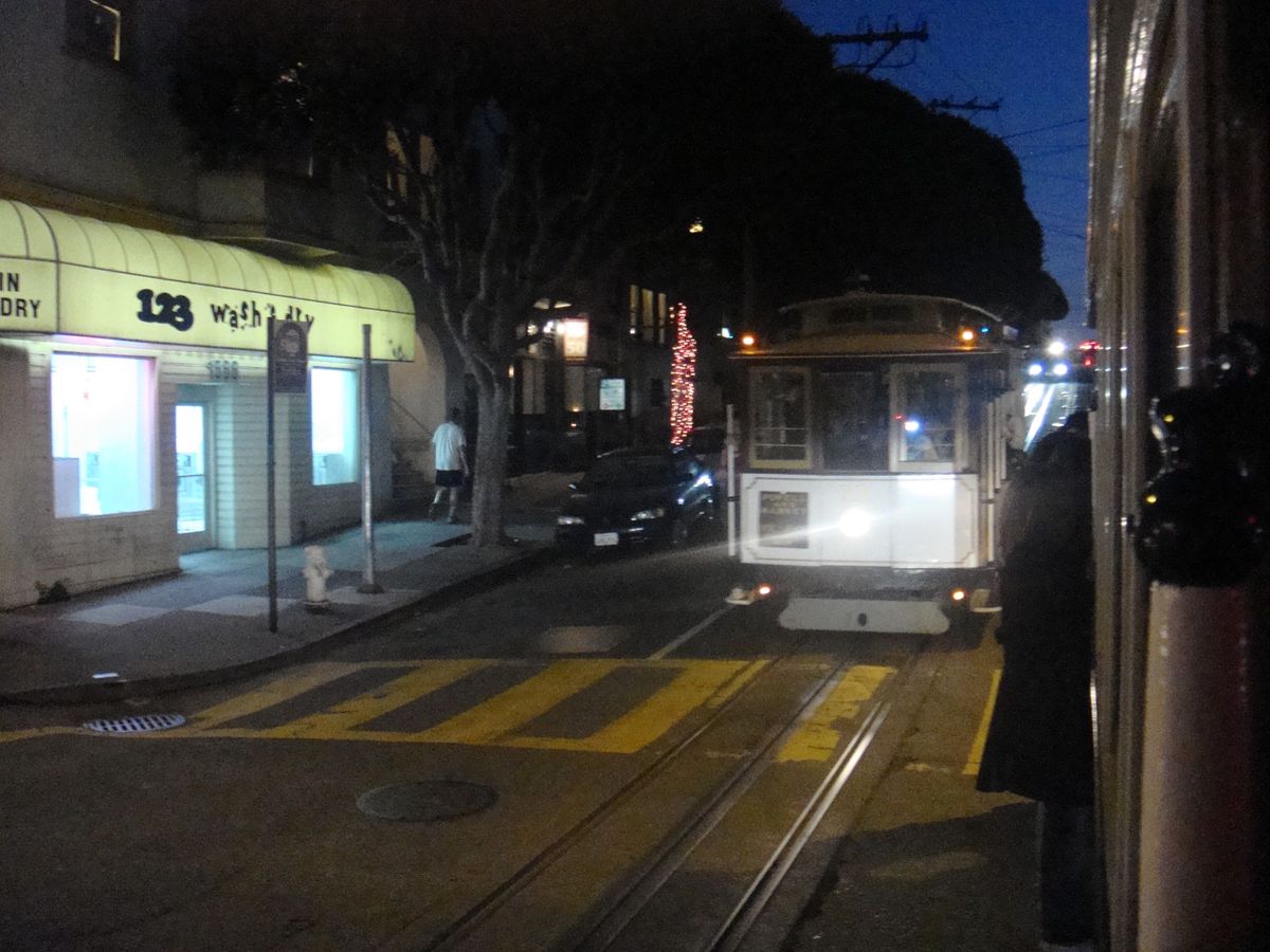 この頃はSan Francisco初心者だったので、ケーブルカーにも喜んで...