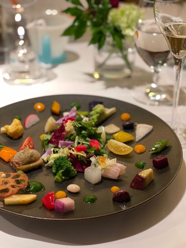 日本・長野県「星のや リゾナーレ八ヶ岳」の写真：夜は『オットセッテ』

高級イタリアンレ...