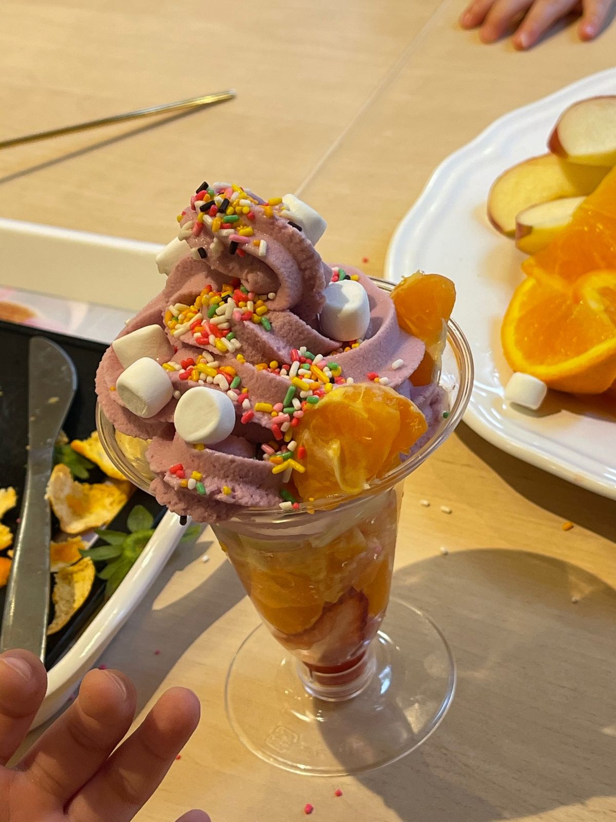 パフェ作り体験

長男次男の作品