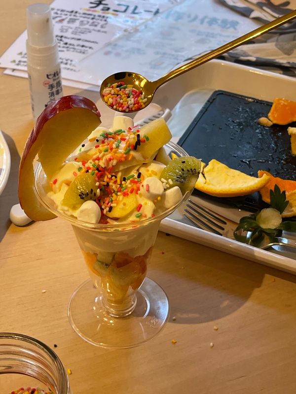 日本・長野県「星のや リゾナーレ八ヶ岳」の写真：パフェ作り体験

長男次男の作品