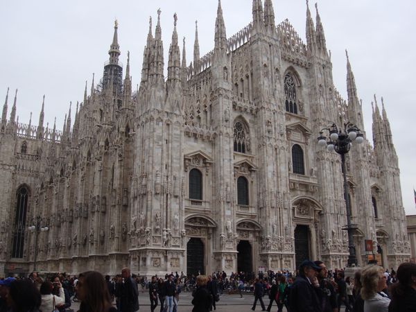 イタリア・ミラノ「2010：ESMO@Milano」の写真：@Duomo di Milano①
ミラ...