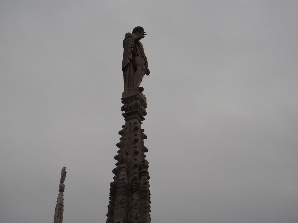 @Duomo di Milano③
このミラノ大聖堂は屋上に登れるんです。...