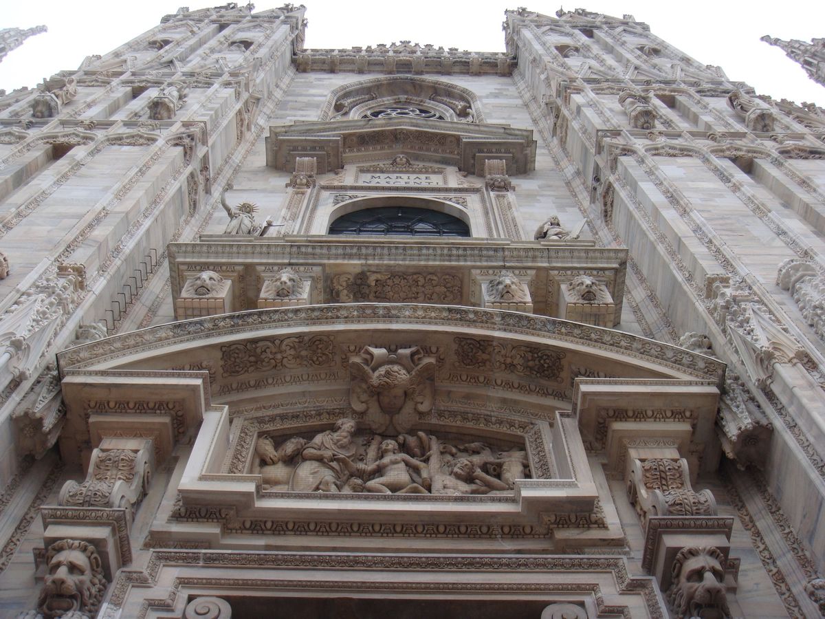 @Duomo di Milano①
ミラノ大聖堂は圧巻の一言でした。アーケ...