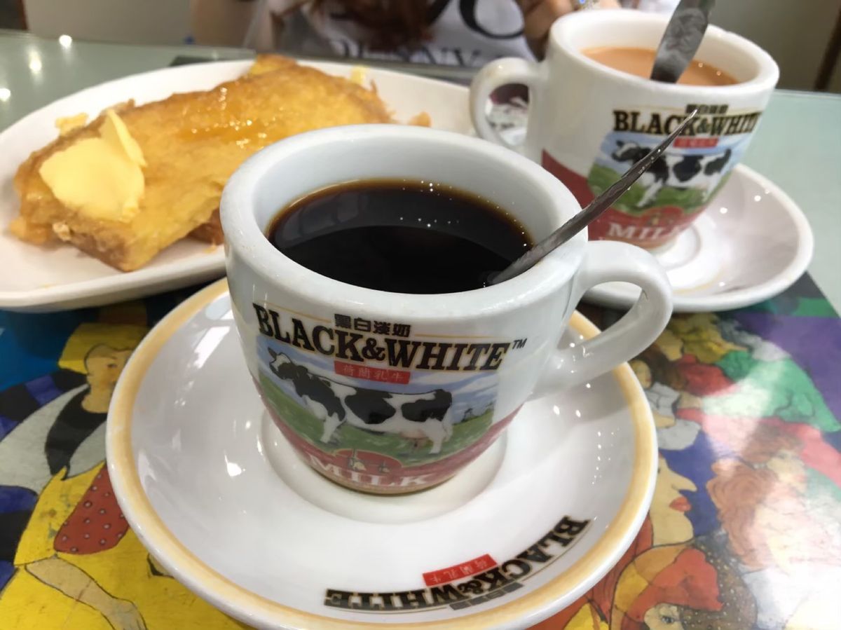 香港行って美味しかったお店たち！
エビワンタン麺のエビがぷりっぷりで大きく...