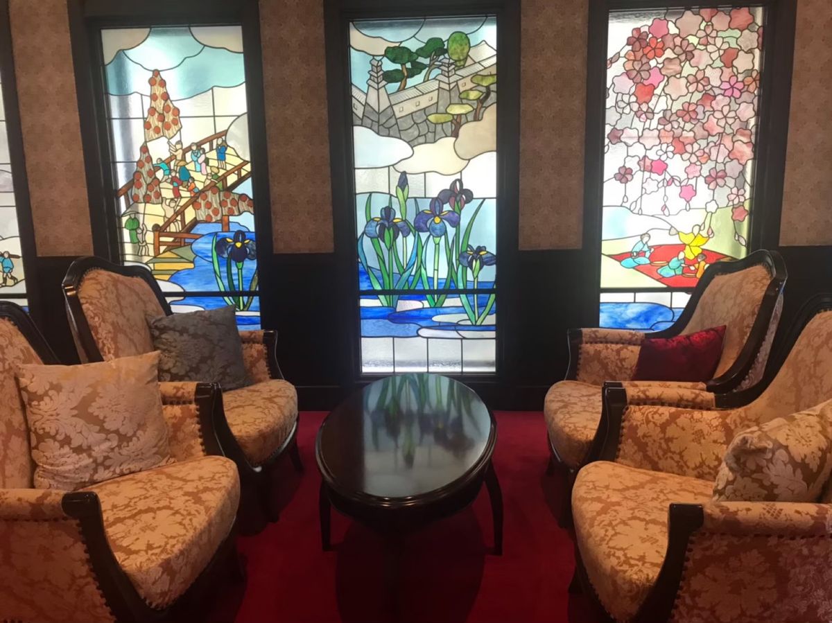 泊まったホテル(*ﾟ▽ﾟ)
レトロな雰囲気が可愛いかった〜(≧∇≦)