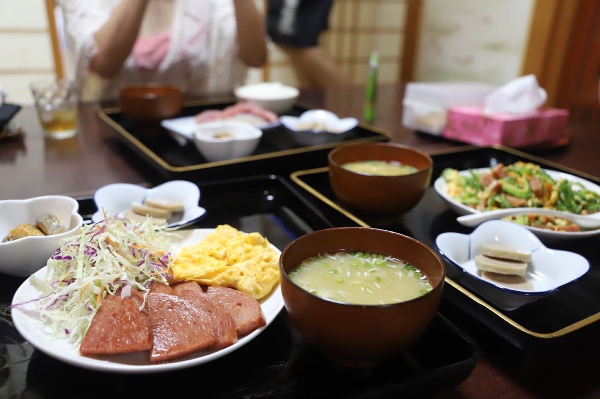 波照間島！海がとにかく綺麗！
夜は星も綺麗らしい(´∇｀)こっちに宿をおさ...