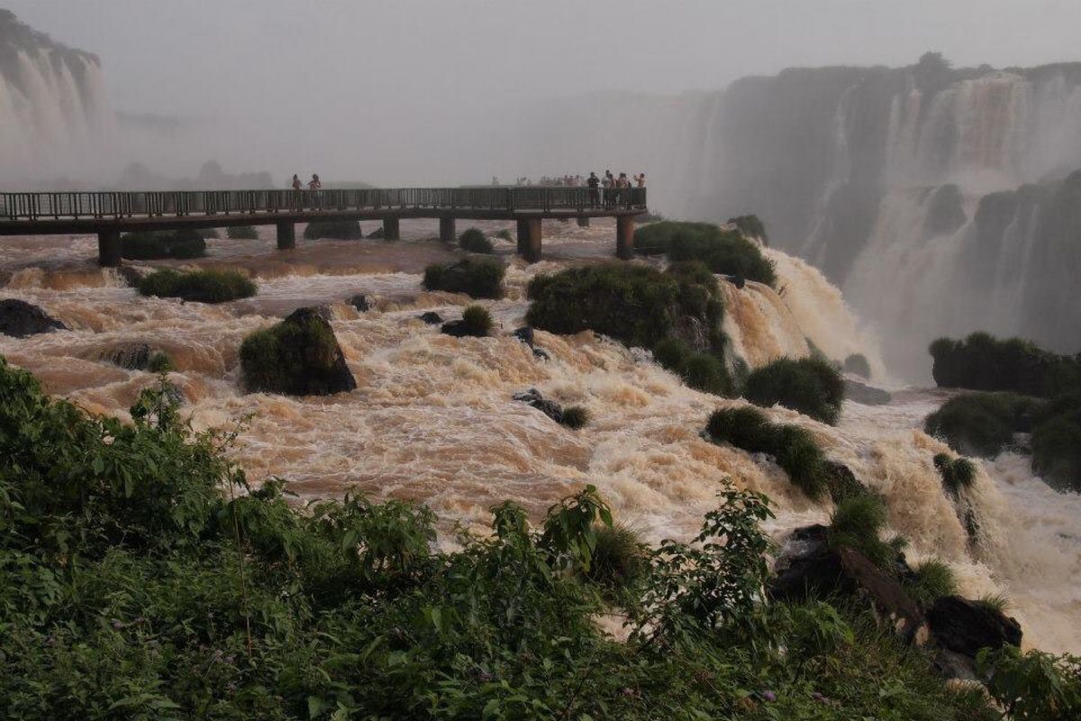 ブラジル側からも。時差があるのに注意