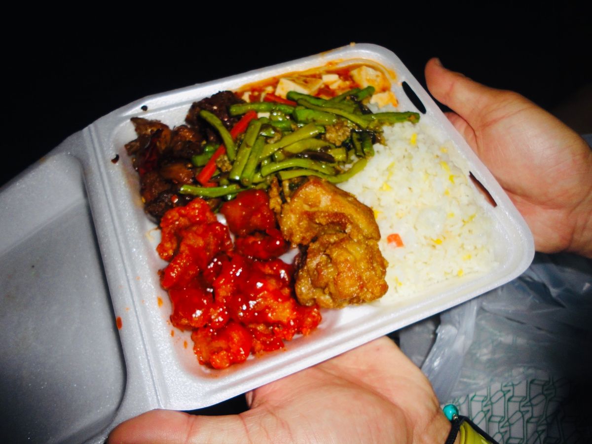 8th Mar. 2012 pic📷

Dinner🍴*°

屋台のお弁当～