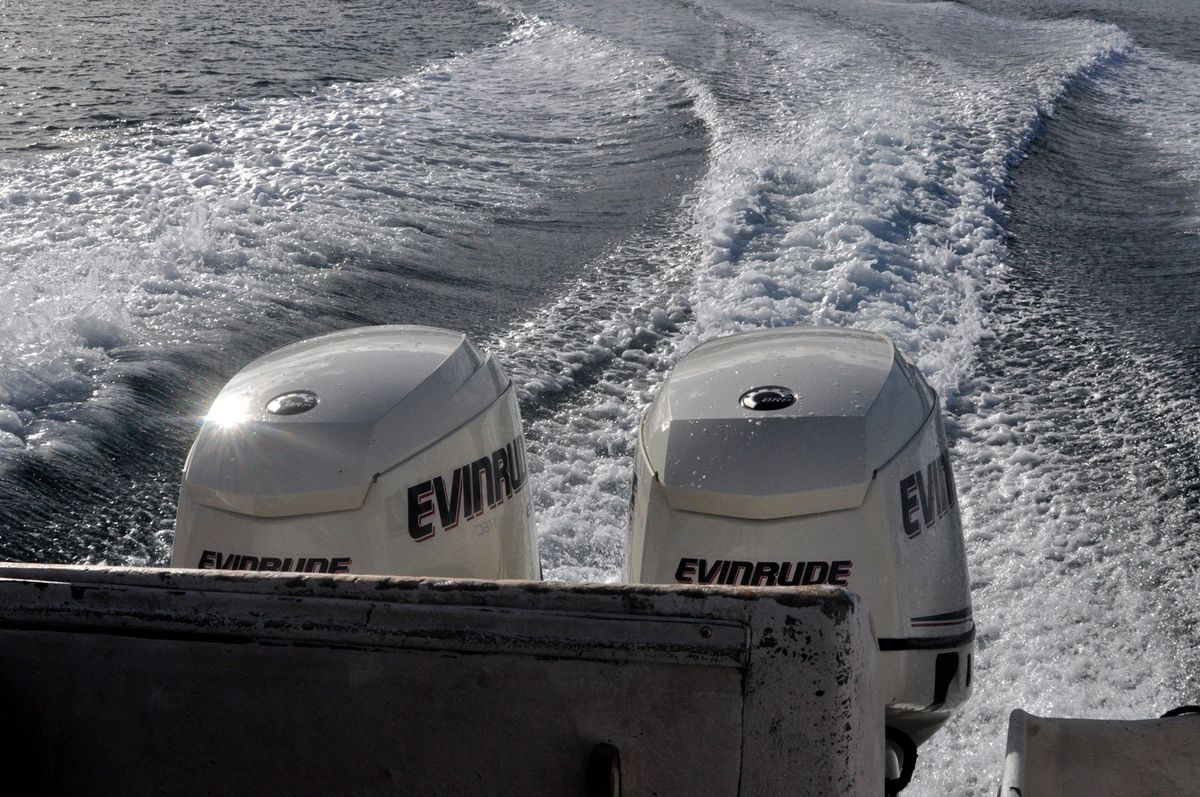 9th Mar. 2012 pic📷

今日お世話になるボート⚓*°
ウキ...