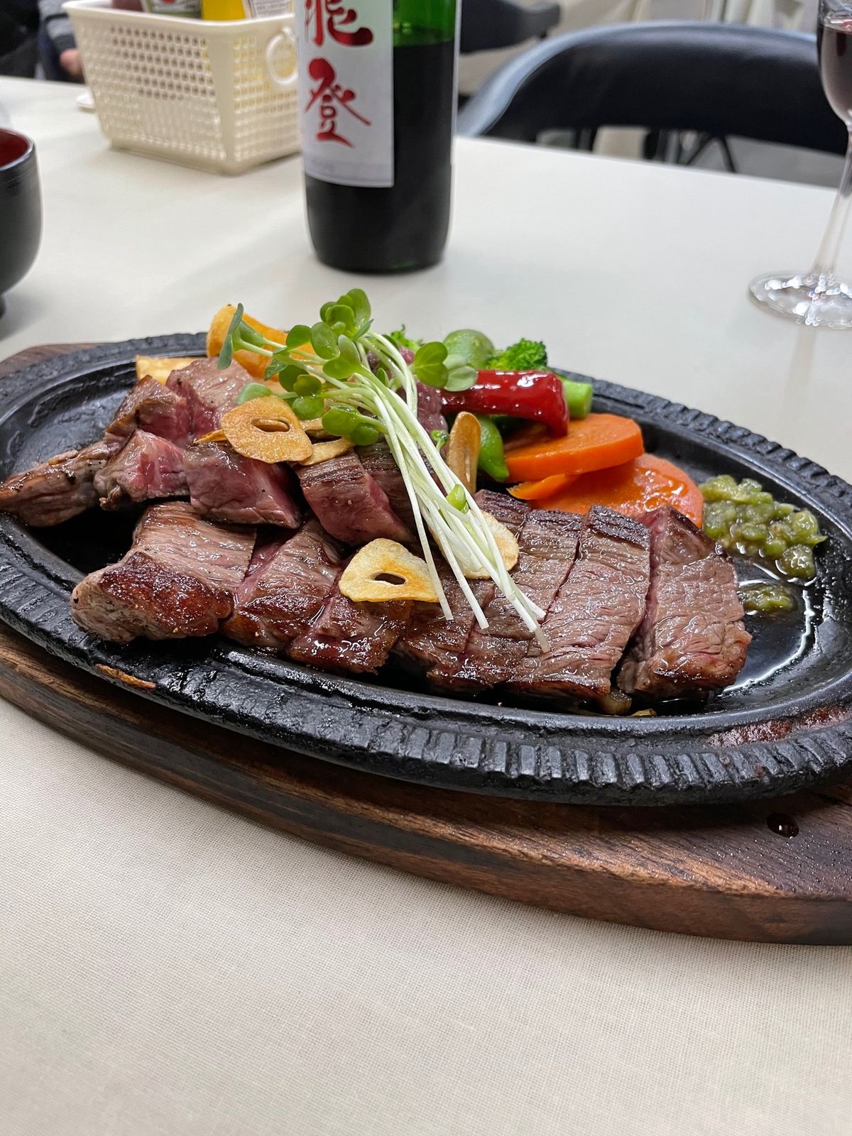 2日目の夜は能登牛と能登ワイン
#わら庄さん
能登牛はさっぱりで美味しかっ...