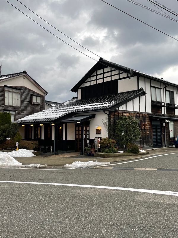 日本・石川県「能登家族旅行」の写真：極寒の後はあったかいコーヒーに限ります！...