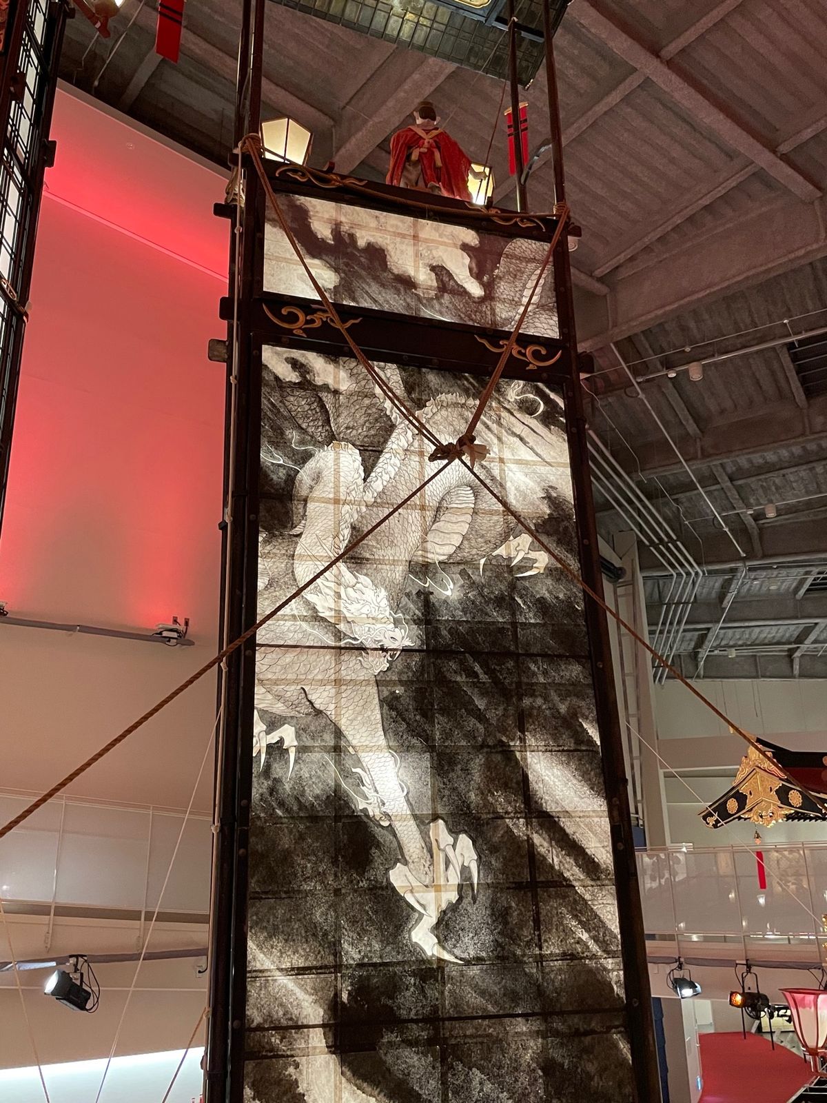 一番大きいので高さ15m！圧巻です
#輪島キリコ会館
200あったお祭りが...