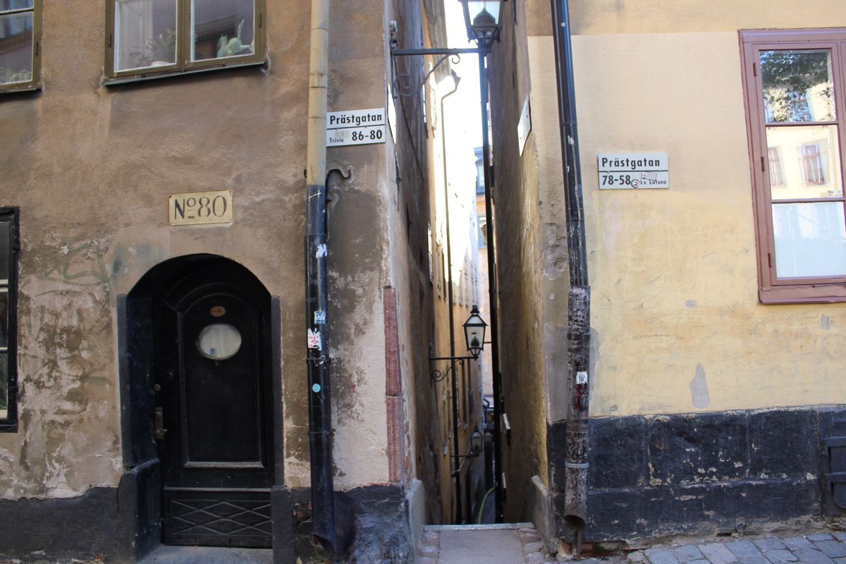 @Marten Trotzigs Grand

路地が入り組むガムラスタン...