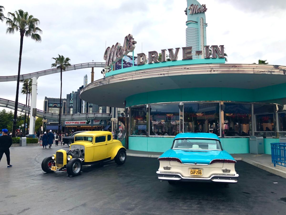 写真撮る時やたらのミニオンピアスを見せたがってるけど
残念ながらあんまり見...