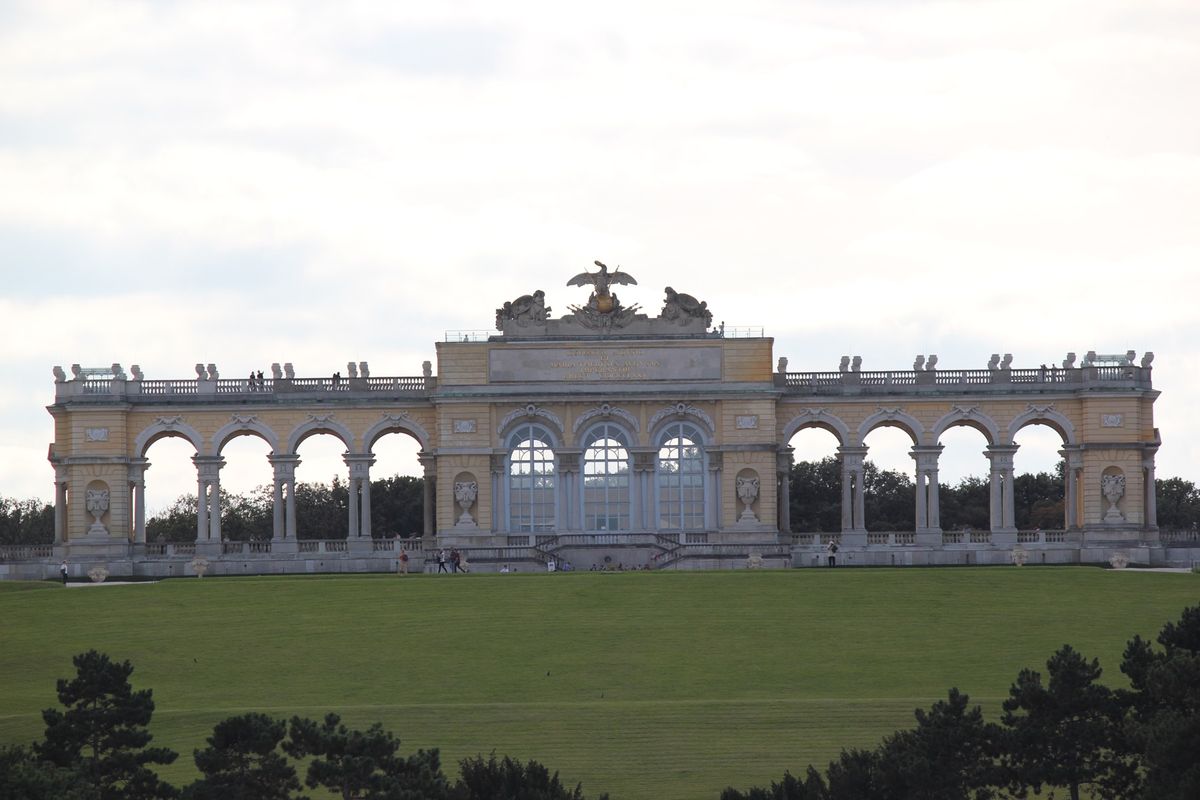@Schloss Schonbrunn②

この建造物はグロリエッテ。戦勝...