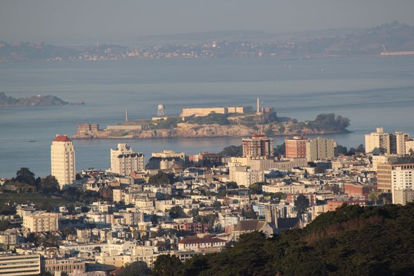 アメリカ(米国)・サンフランシスコ「2013：ASCO-GI@San Francisco」の写真：@Twin Peaks②

アルカトラズ...