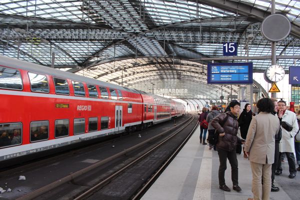 ドイツ・ベルリン「2013：EAN@Berlin」の写真：ベルリンの電車🚆

駅も電車もキレイで、...