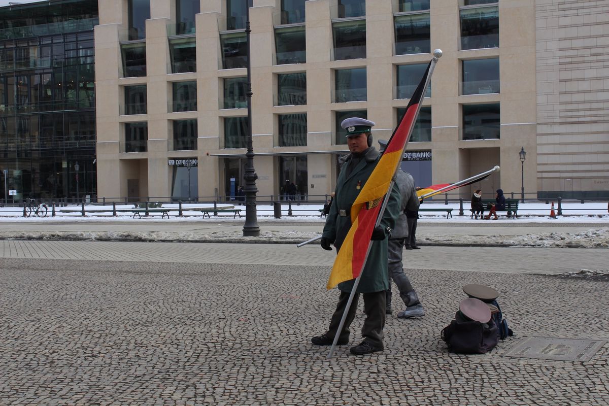 @Brandenburger Tor

このブランデンブルク門はかつて関税...