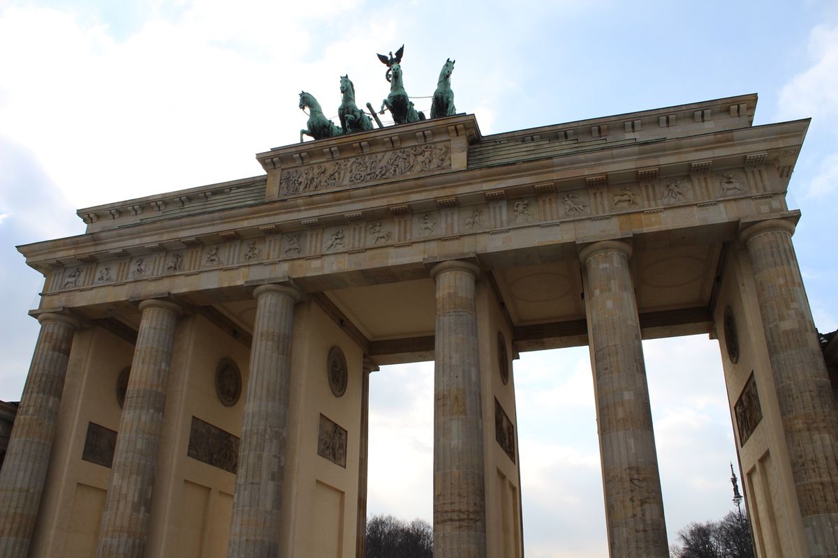 @Brandenburger Tor

このブランデンブルク門はかつて関税...