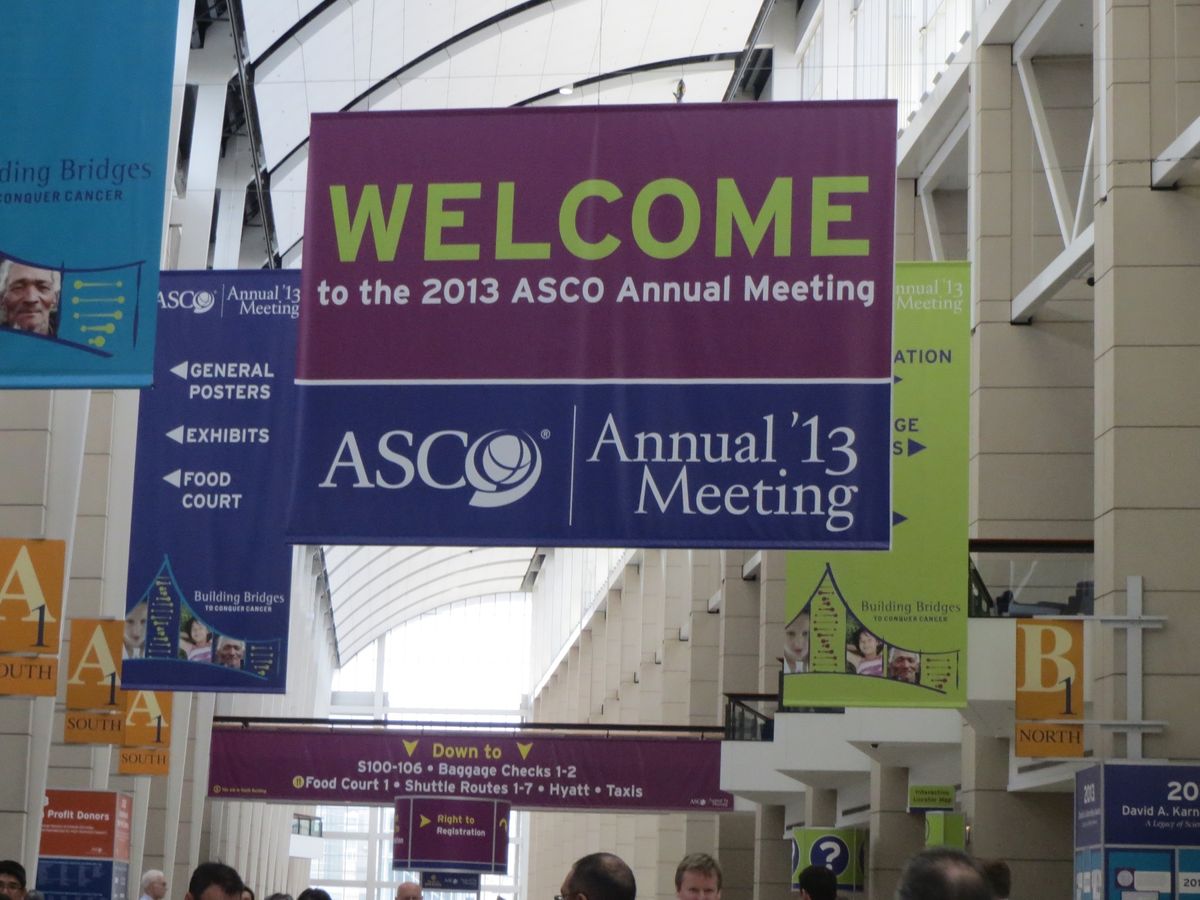 @McCormick Place

一応、しっかり仕事してる証拠写真があっ...