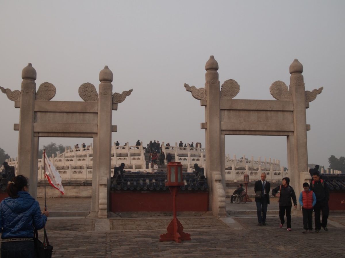 @天壇②

圜丘壇(えんきゅうだん)
ここで皇帝が天を祭るための儀式を行っ...