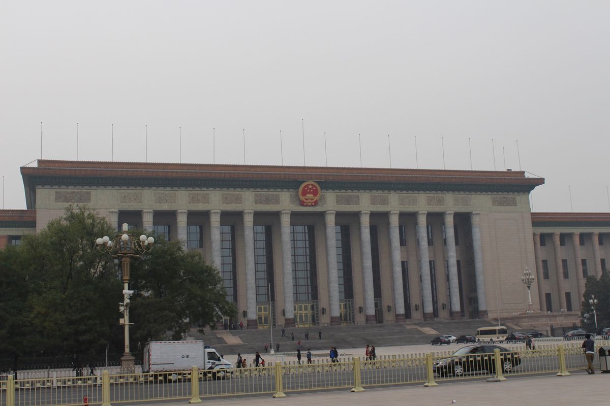 初の中国🇨🇳

1枚目：曇っているようにも見えますが、ガイド曰く、PM2....