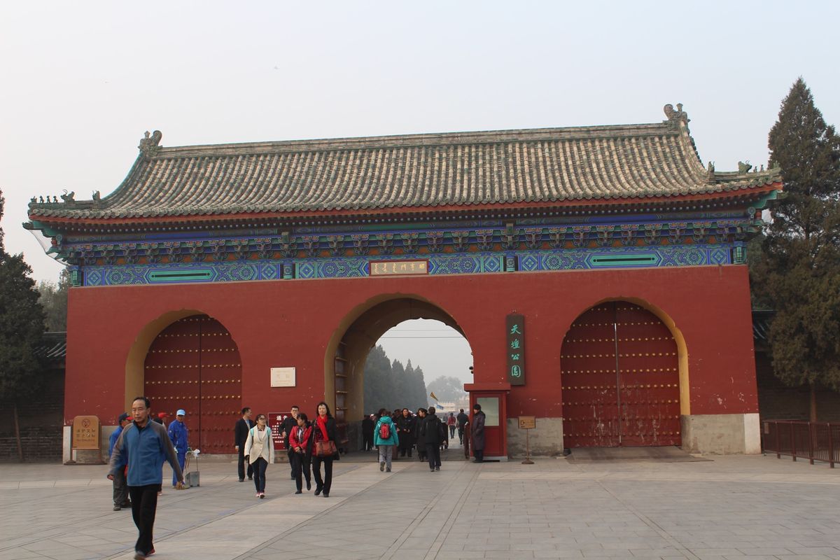 @天壇①

ここが最後の観光になりました。
天壇は明朝から清朝にかけて、皇...